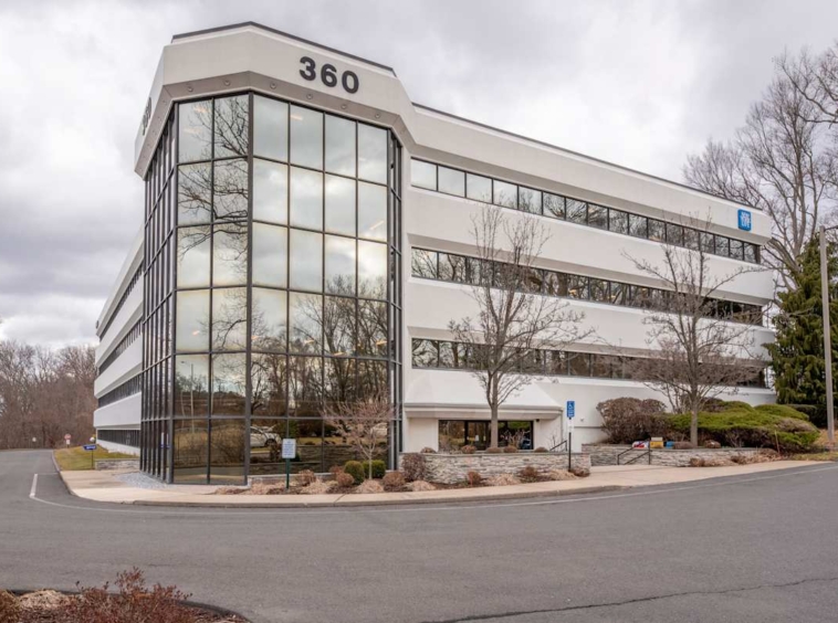 Regus (IWG) 360 Bloomfield Avenue Windsor