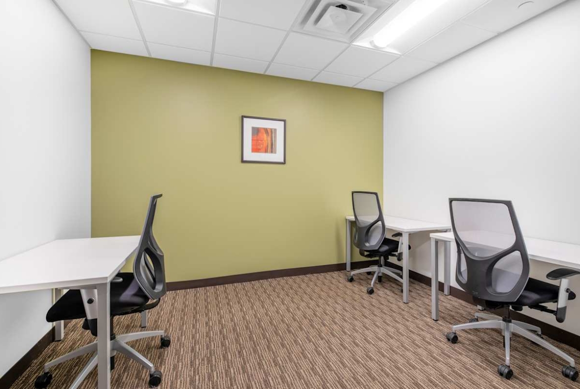 Regus (IWG) 360 Bloomfield Avenue Windsor