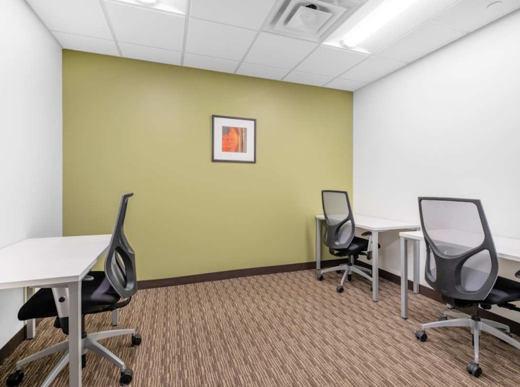 Regus (IWG) 360 Bloomfield Avenue Windsor