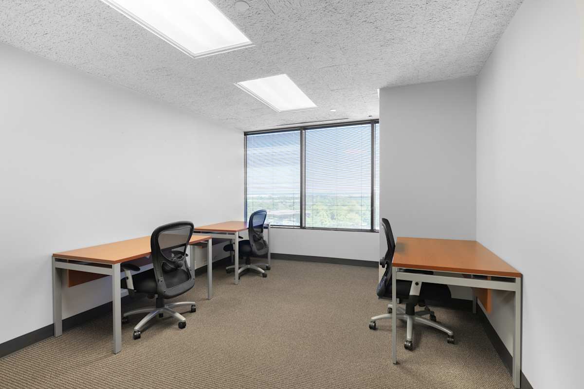 Regus (IWG) 363 North Belt Houston