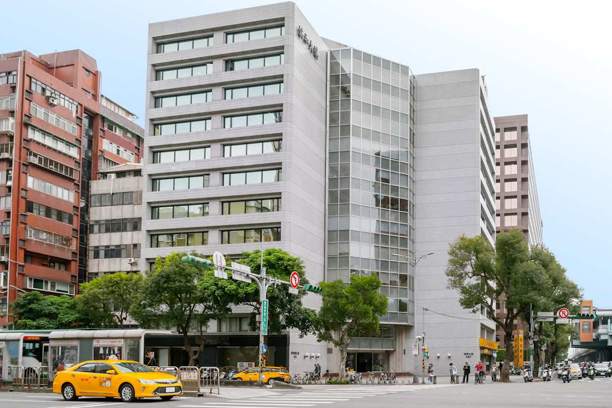 Regus (IWG) 367 Fuxing North Road Taipei City