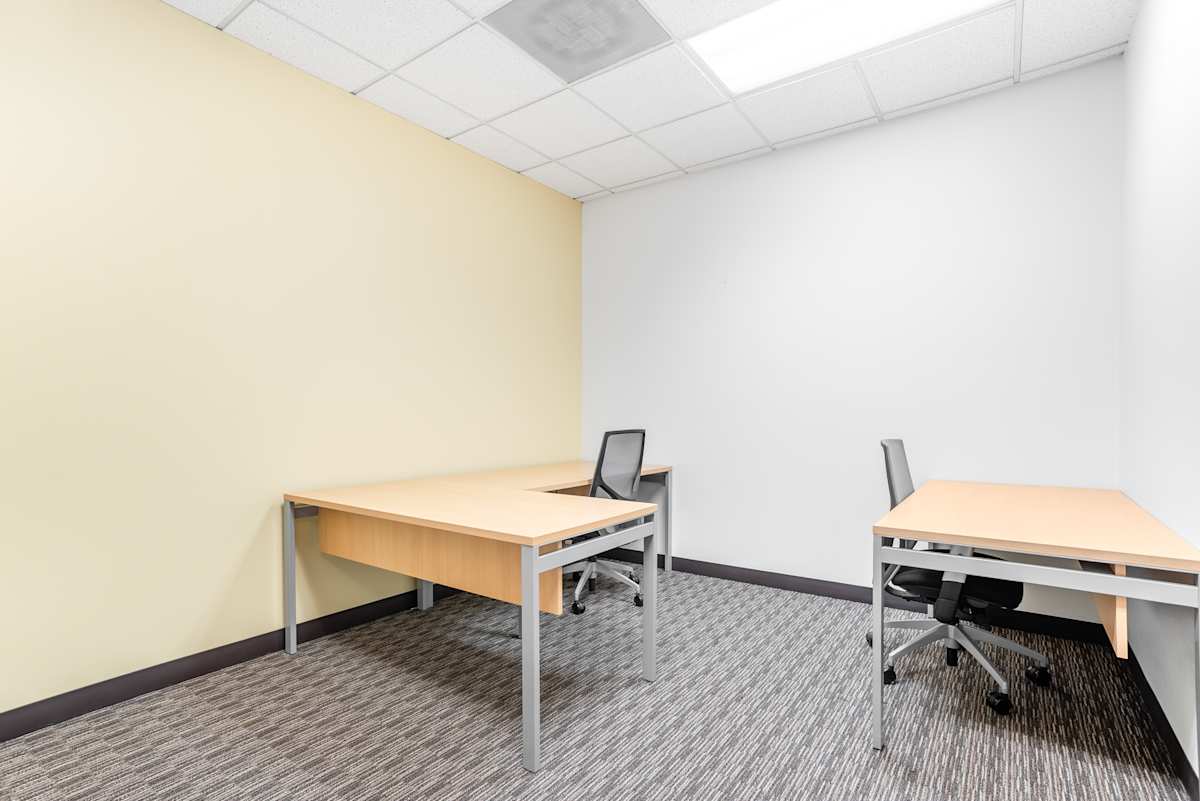 Regus (IWG) 39899 Balentine Drive Newark