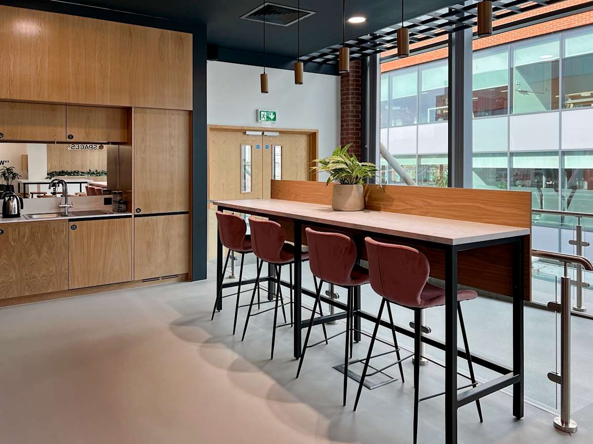 4-5-Victoria-Square-11