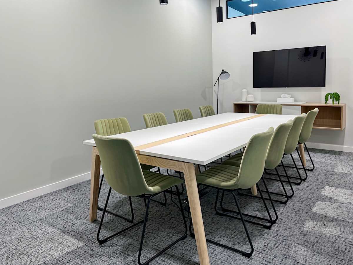 4-5-Victoria-Square-2