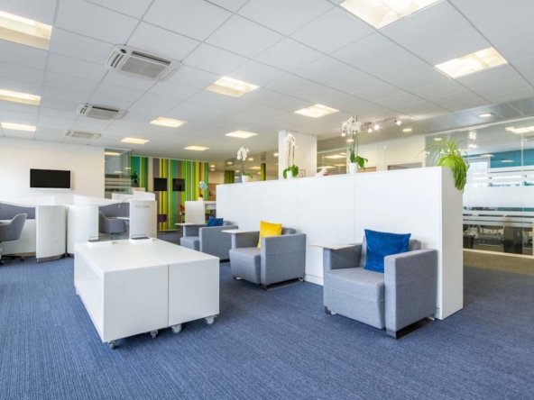 Stop & Work (IWG) 4-6 Rue des Chauffours Cergy