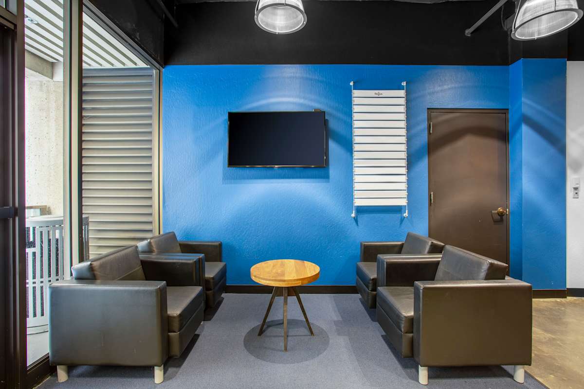 4 Palo Alto Square Palo Alto Regus (IWG) 4 Palo Alto Square Palo Alto