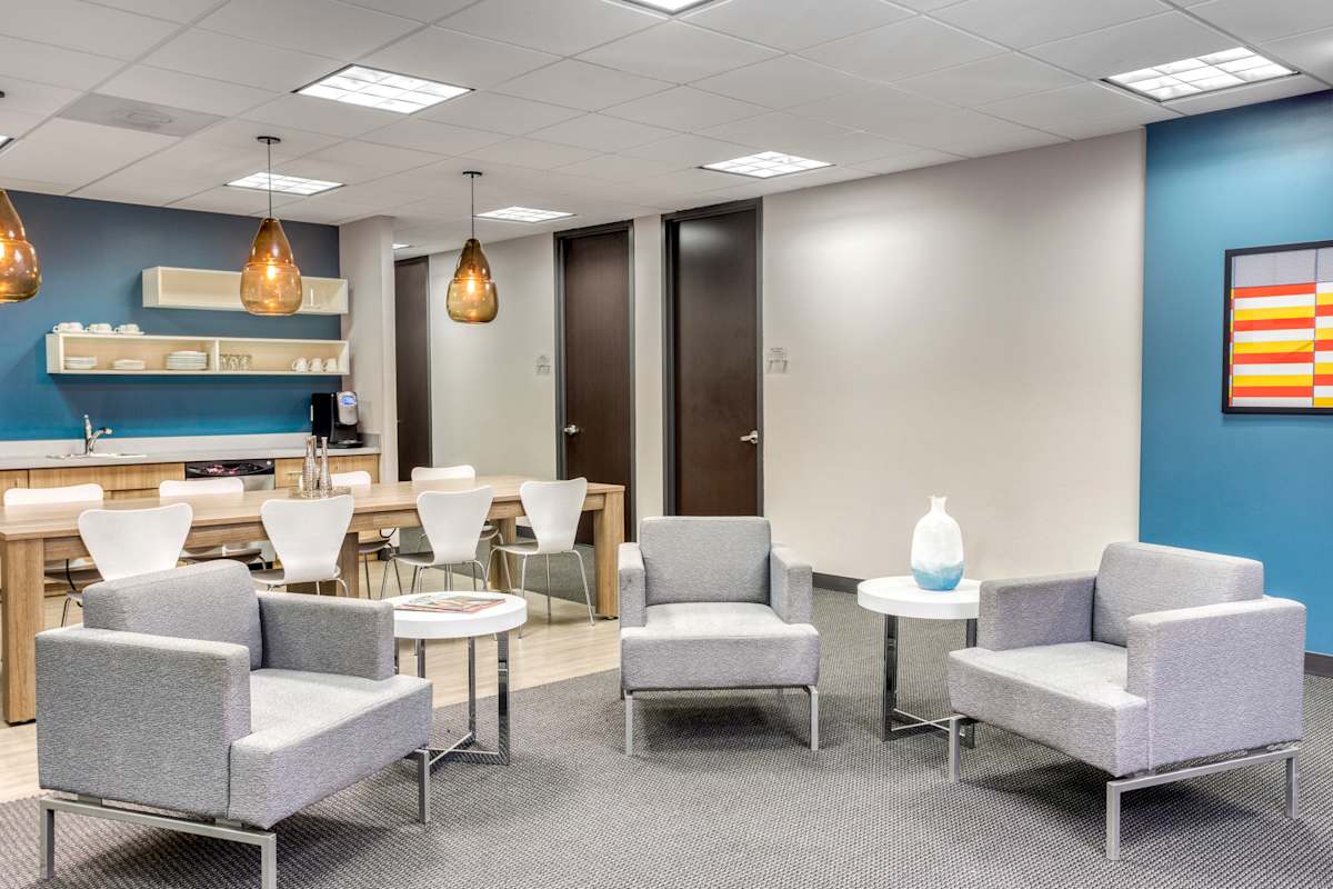Regus (IWG) 400 West Capitol Little Rock