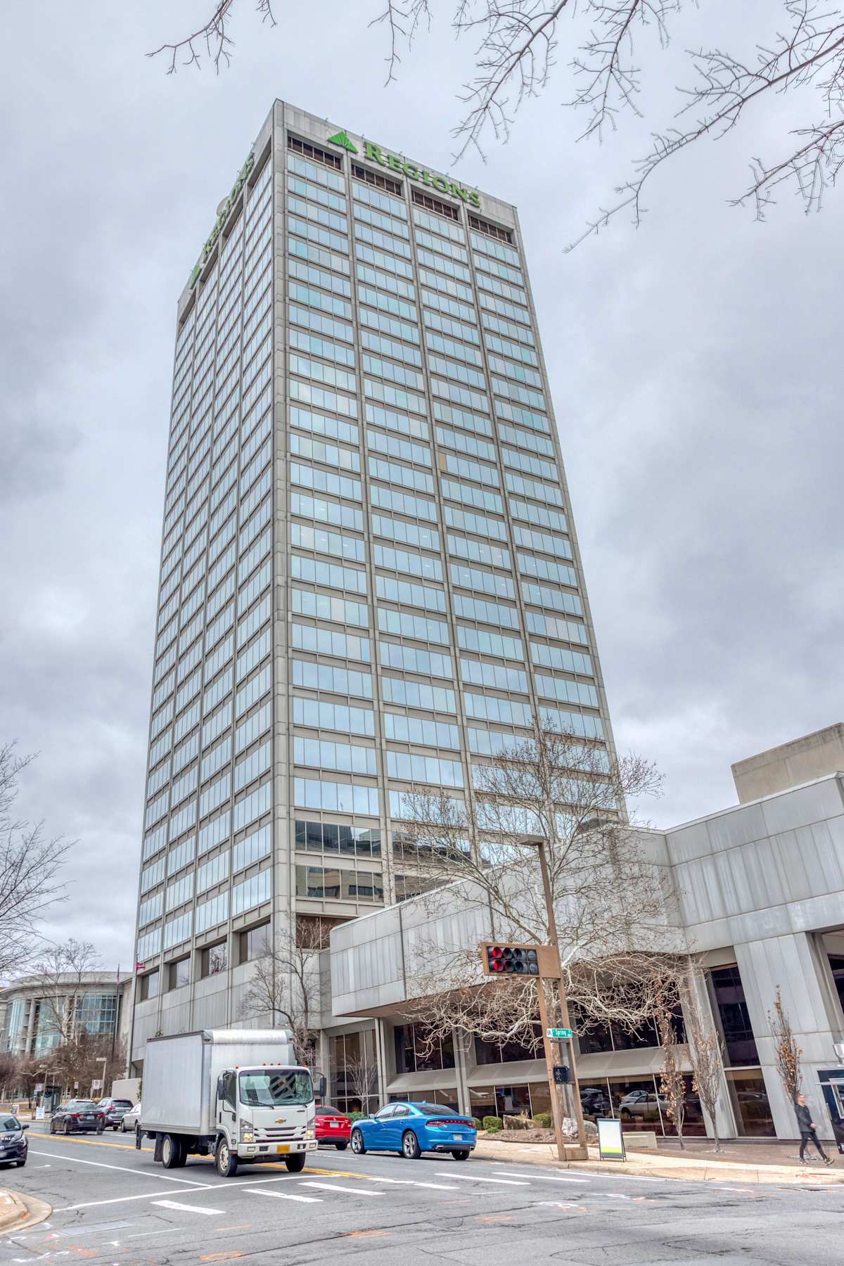 Regus (IWG) 400 West Capitol Little Rock