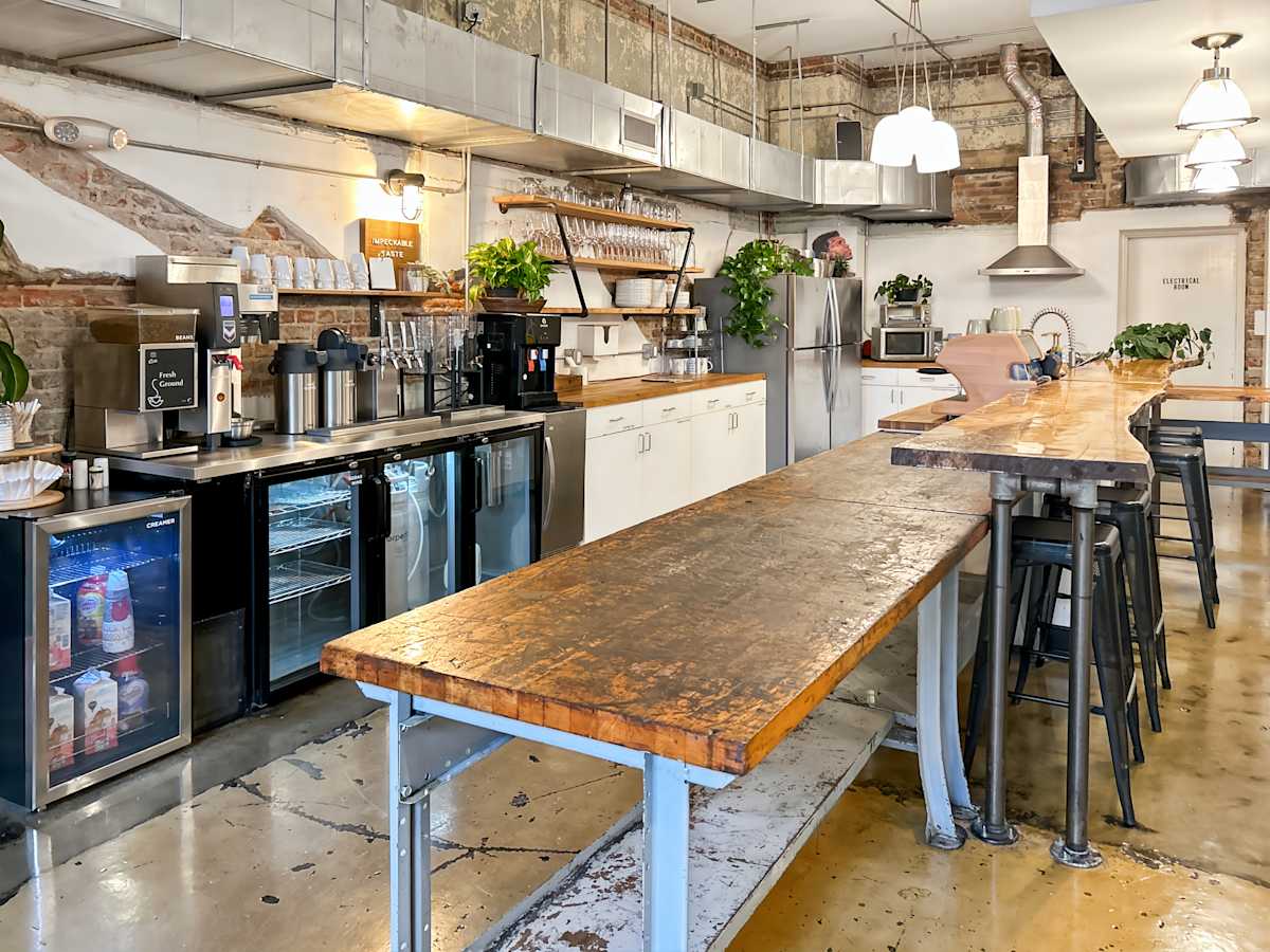 Spaces (IWG) 414 Fayetteville St. Raleigh