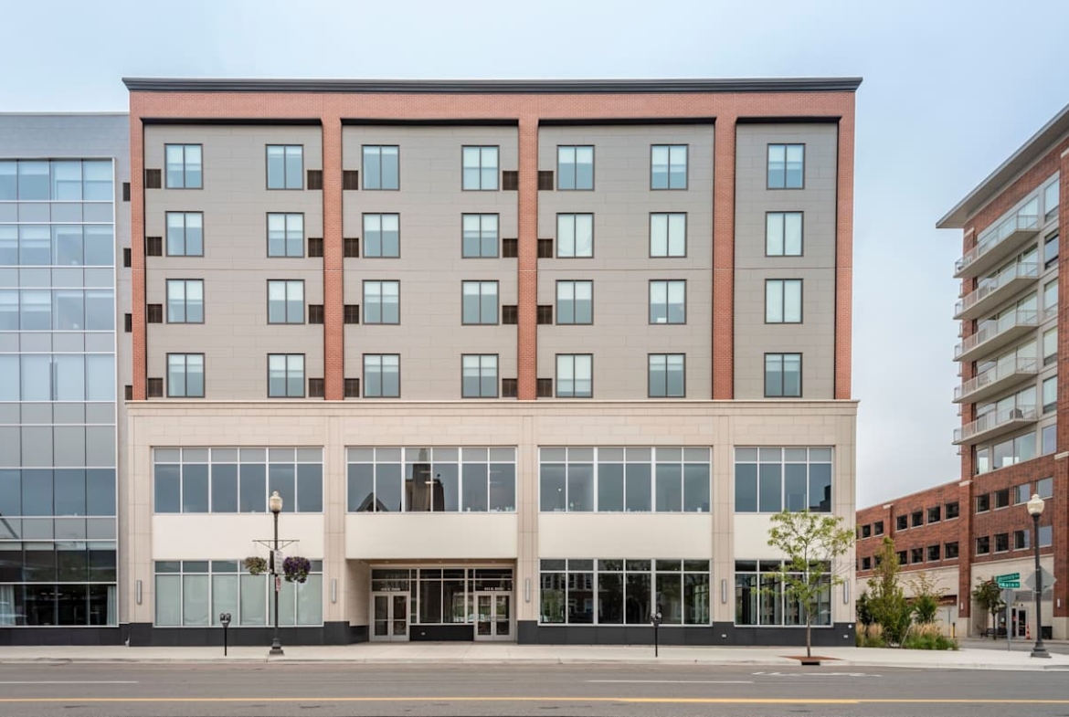 Regus (IWG) 418 North Main Royal Oak