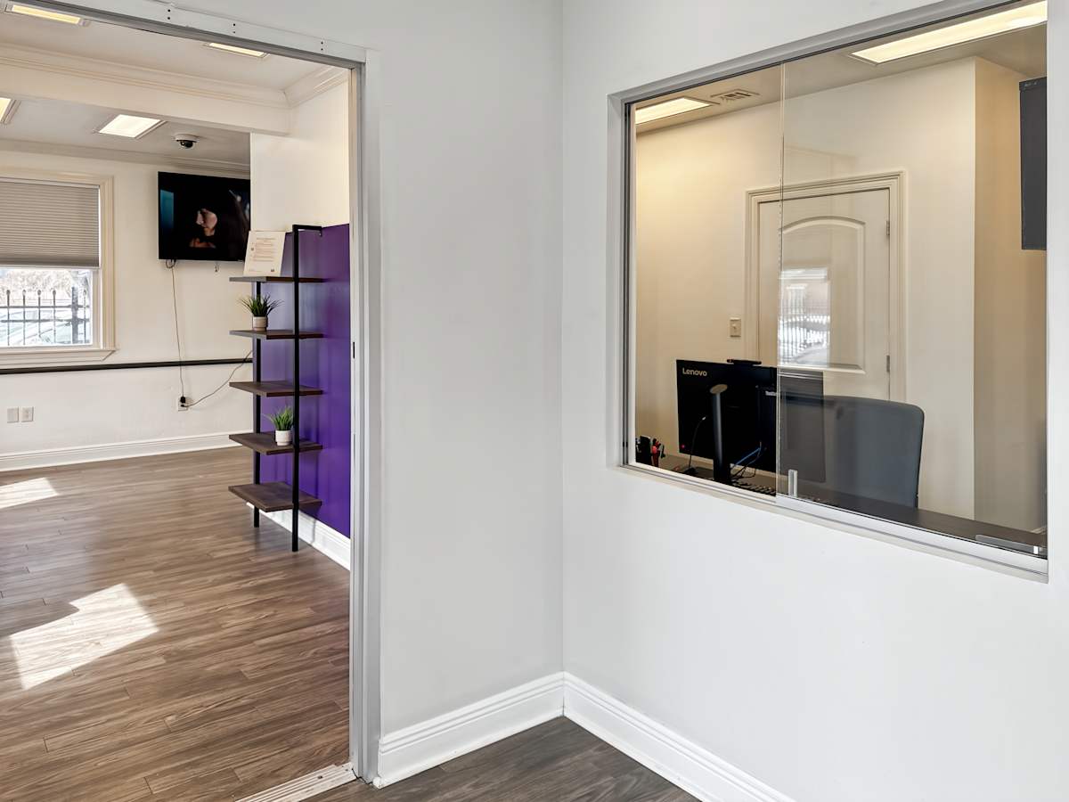 HQ (IWG) 4219 Magnolia St New Orleans