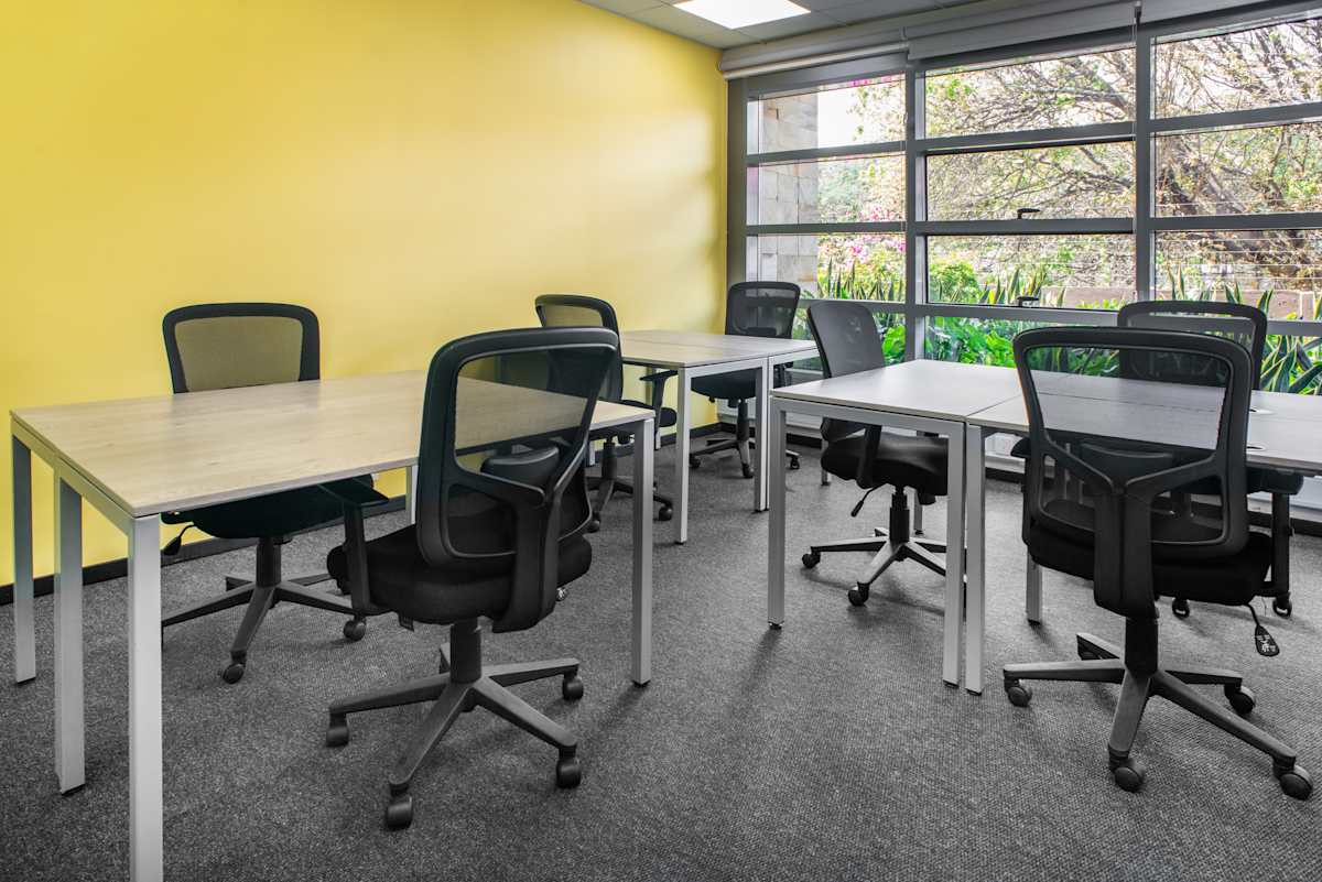 Regus (IWG) 429 Mahando Street Dar es Salaam