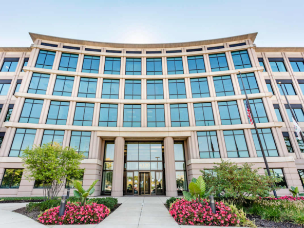 Regus (IWG) 4320 Winfield Road Warrenville