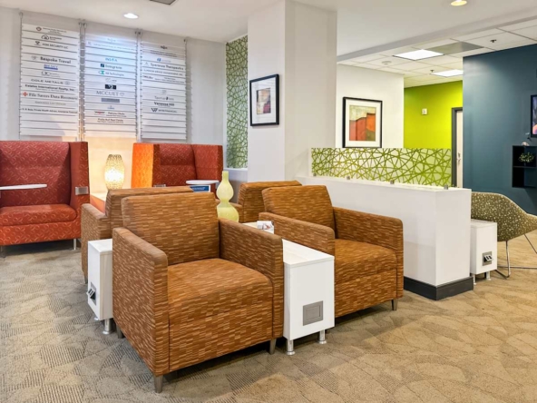 Regus (IWG) 433 Plaza Real Boca Raton