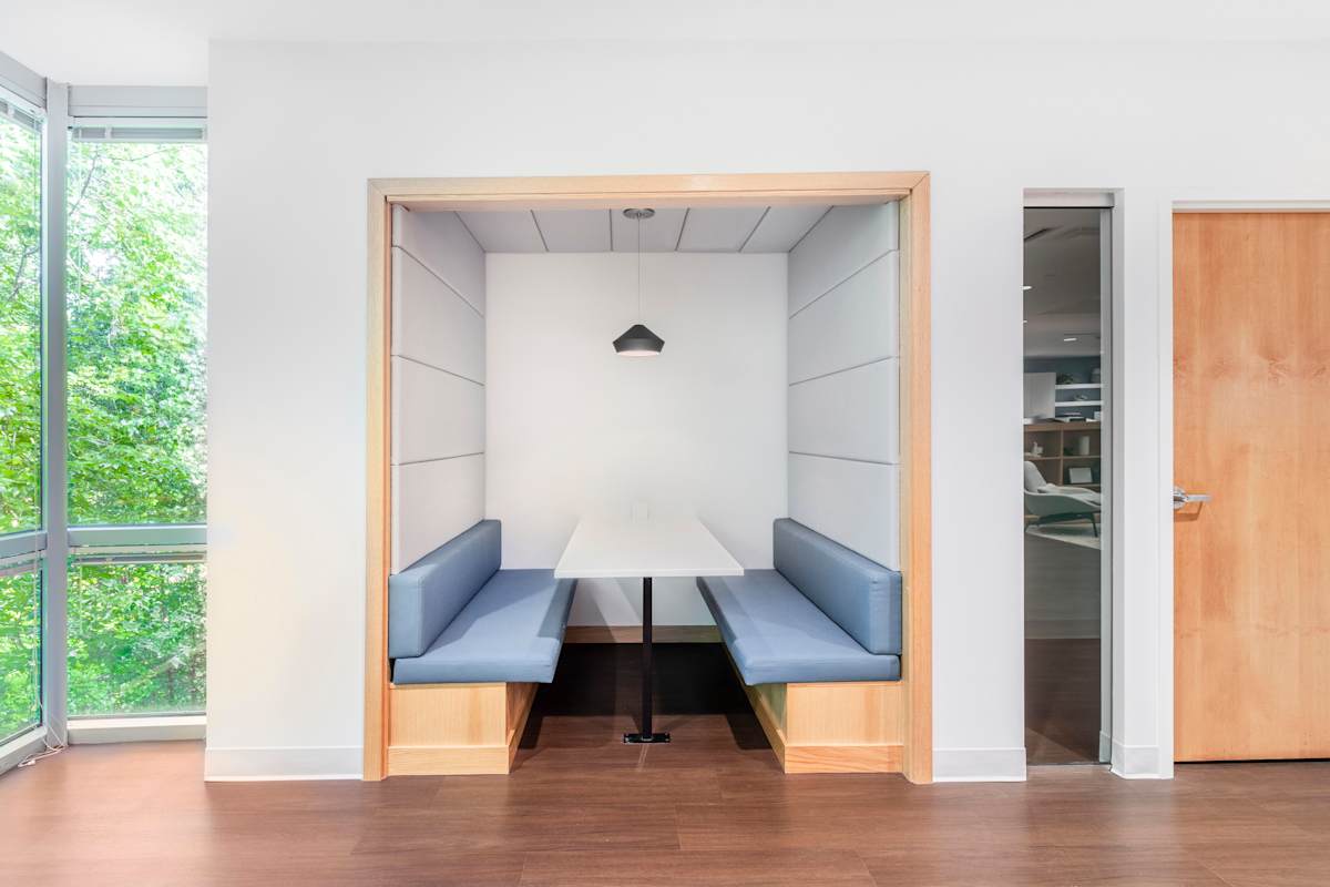 Regus (IWG) 4555 Mansell Road Alpharetta