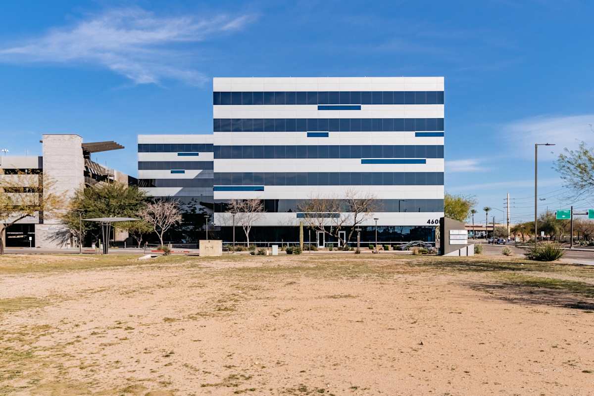 Regus 4600 East Washington