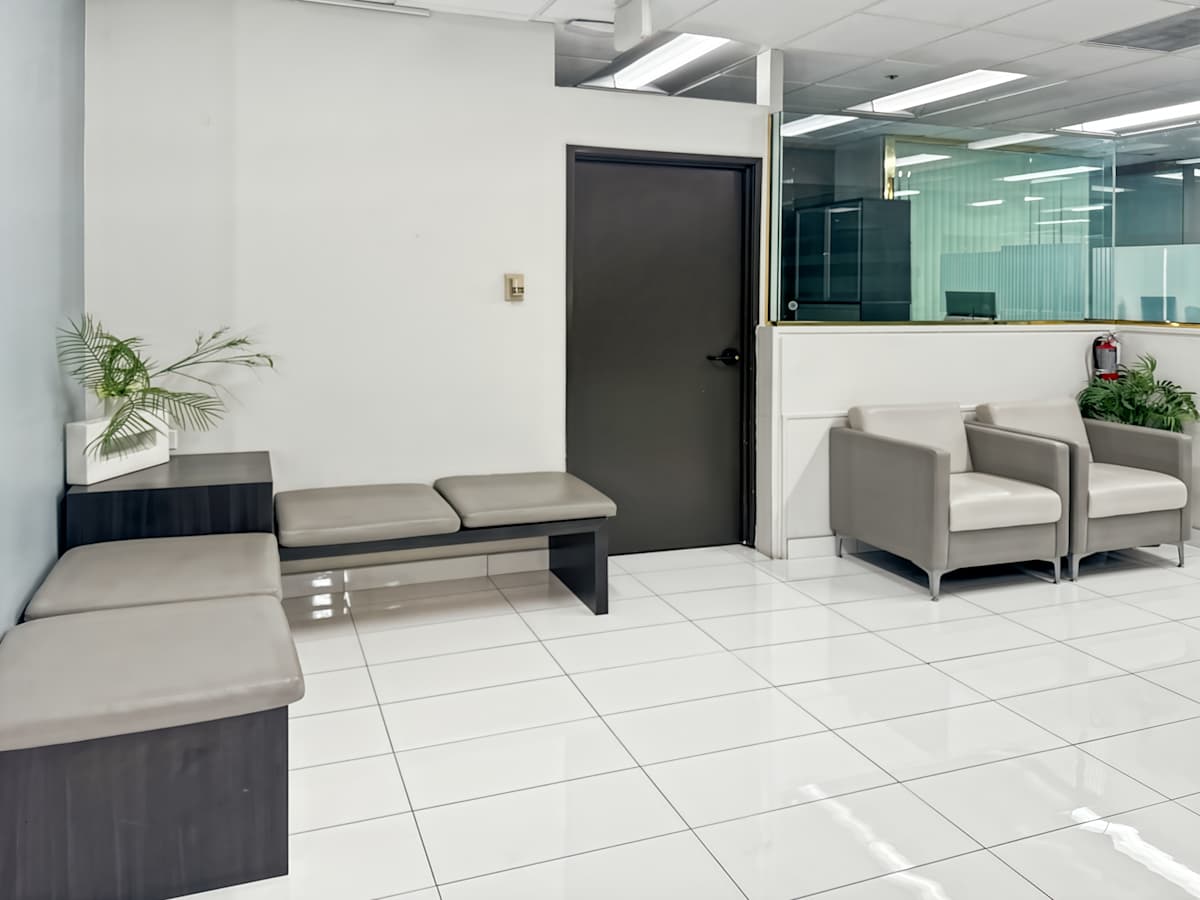 Regus (IWG) 468 N Camden Dr Beverly Hills