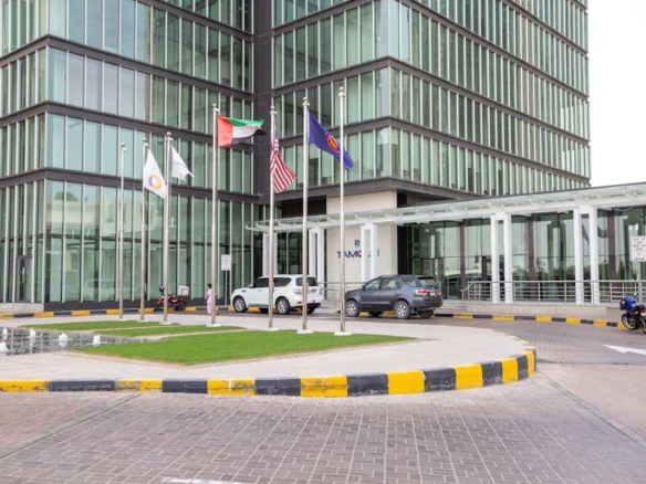 Regus Tamouh Tower