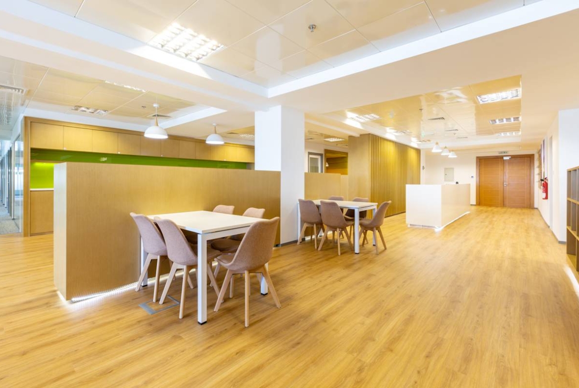 Regus Cubes Park B1