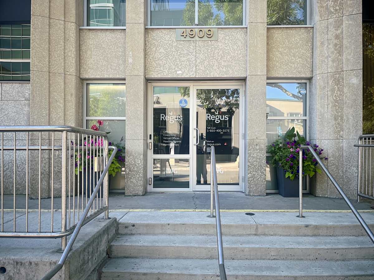 Regus (IWG) 4909 50 Street Red Deer