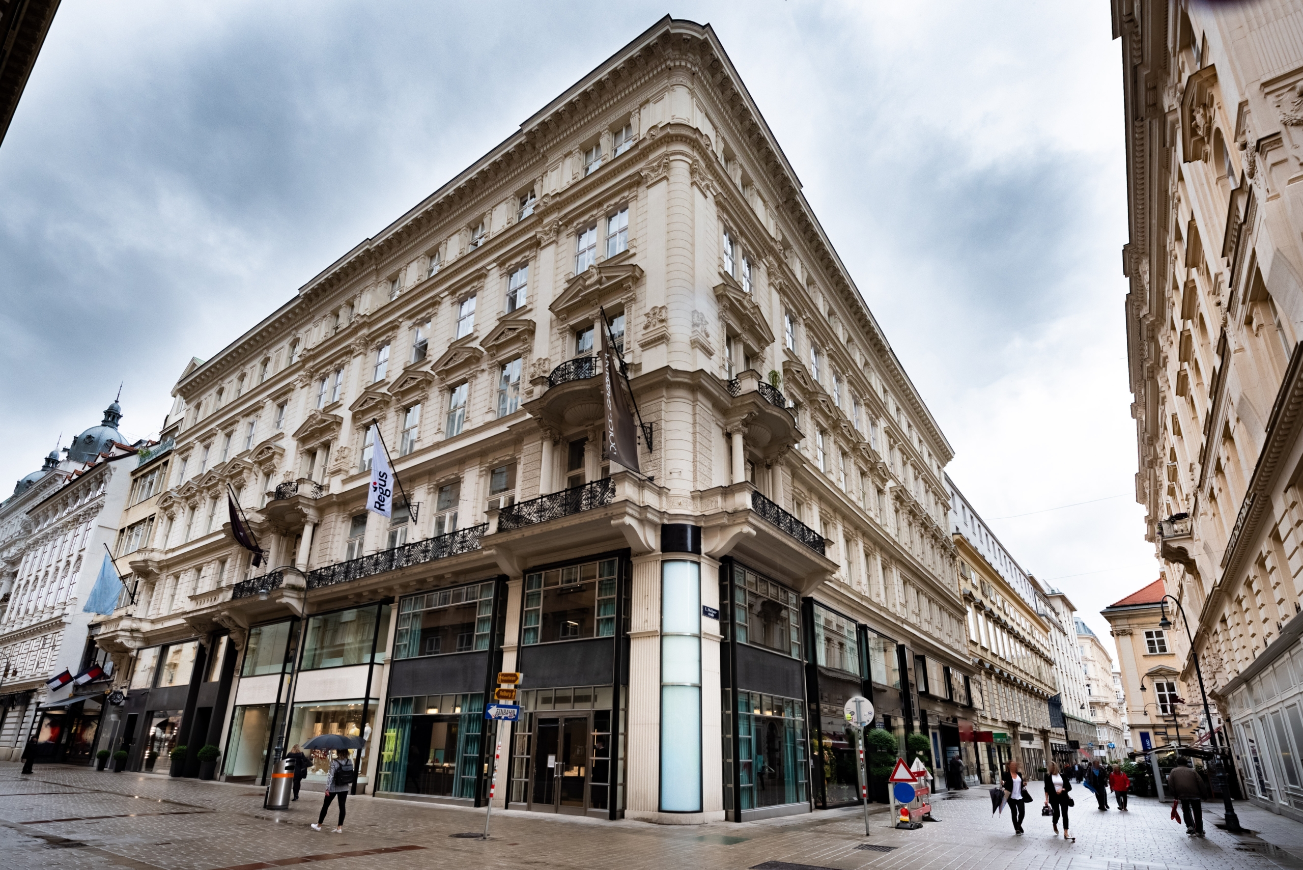 Kohlmarkt 8-10, Vienna