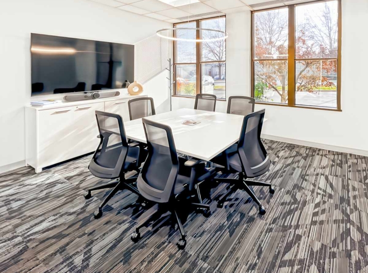 Regus (IWG) 50 Catoctin Cir NE Leesburg