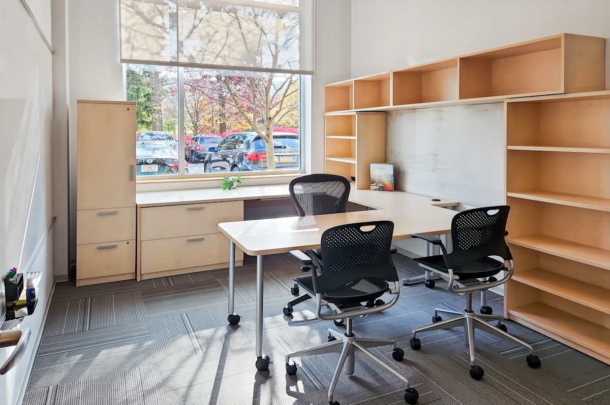 Regus (IWG) 50 Pennwood Place Warrendale