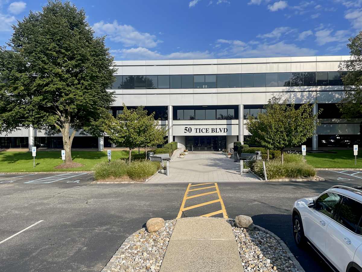 Regus (IWG) 50 Tice Boulevard Woodcliff Lake