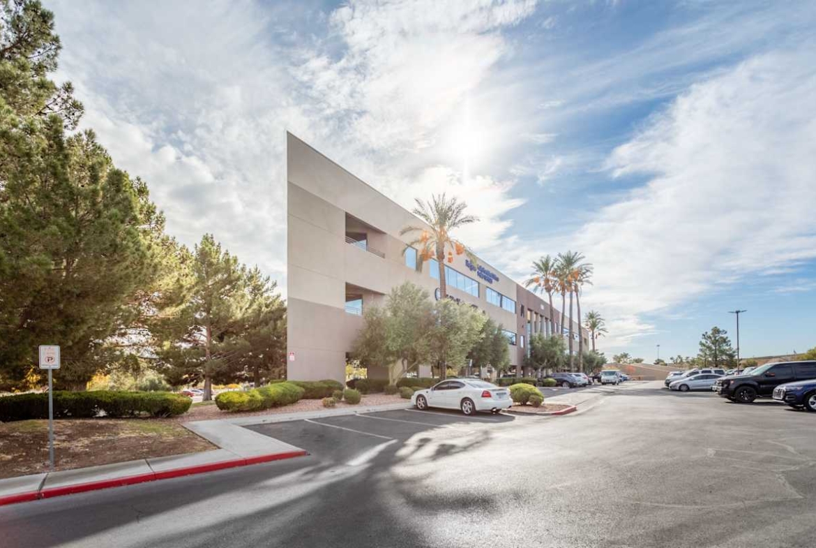 Regus (IWG) 500 North Rainbow Boulevard Las Vegas