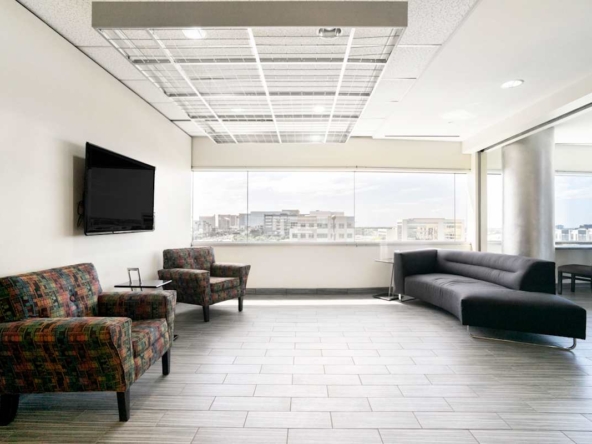 Regus (IWG) 5050 Quorum Drive Addison