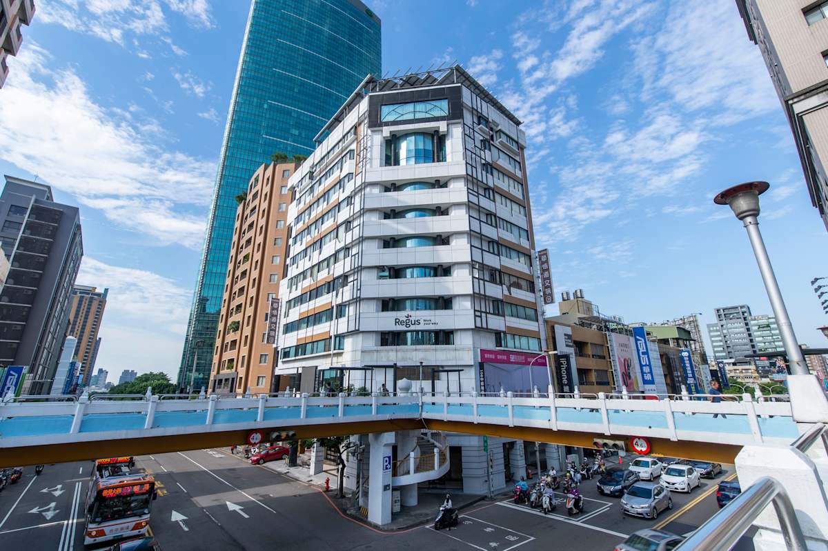 Regus (IWG) 512 Yingcai Road Taichung City