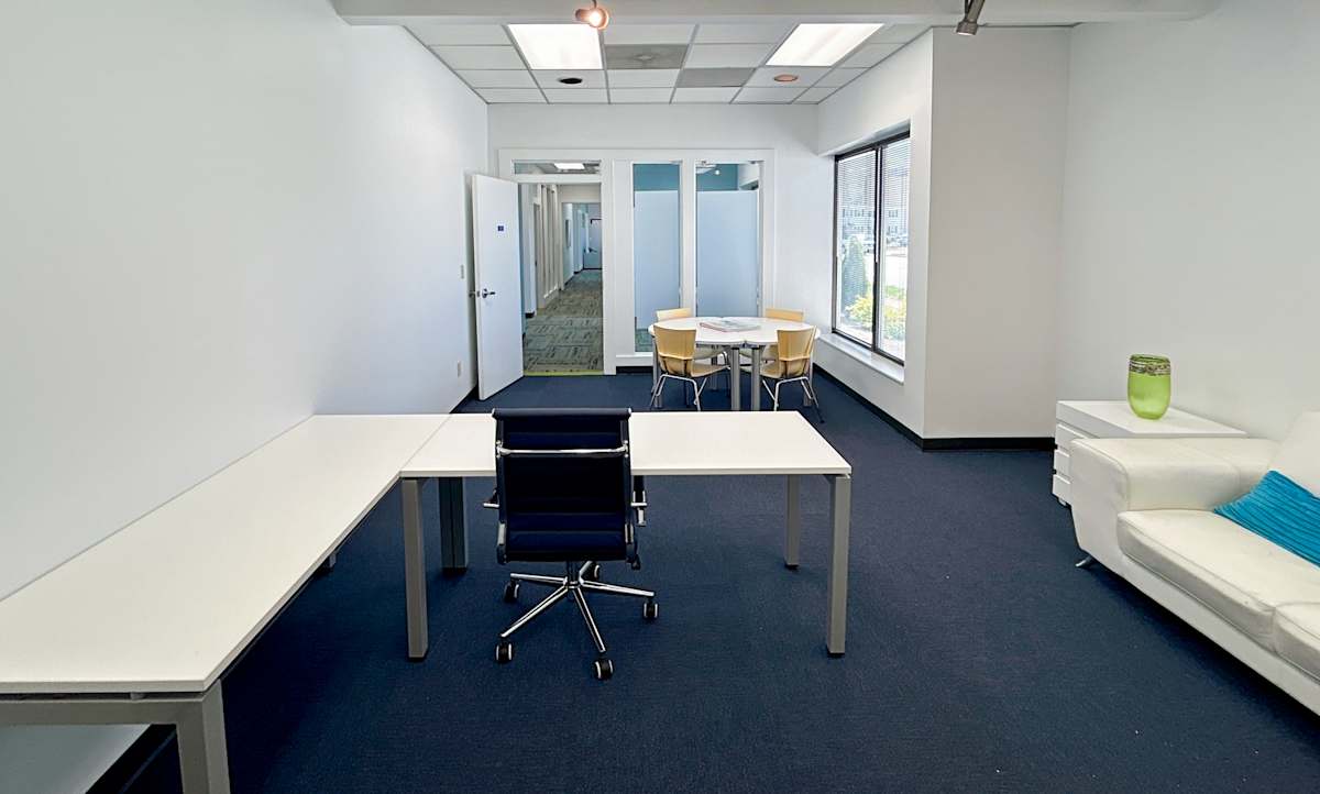 HQ (IWG) 516 W Friendly Ave Greensboro