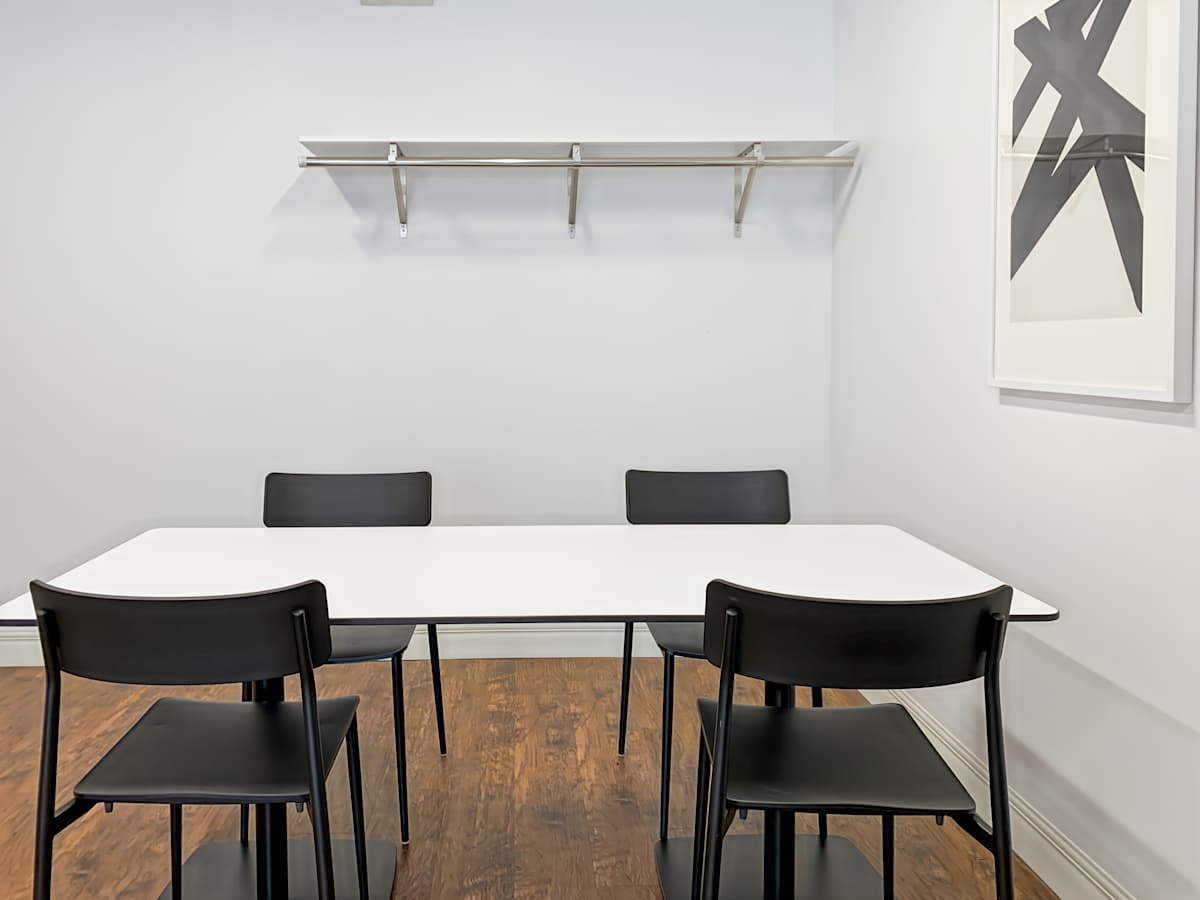 Regus (IWG) 5360 Genesee St Bowmansville