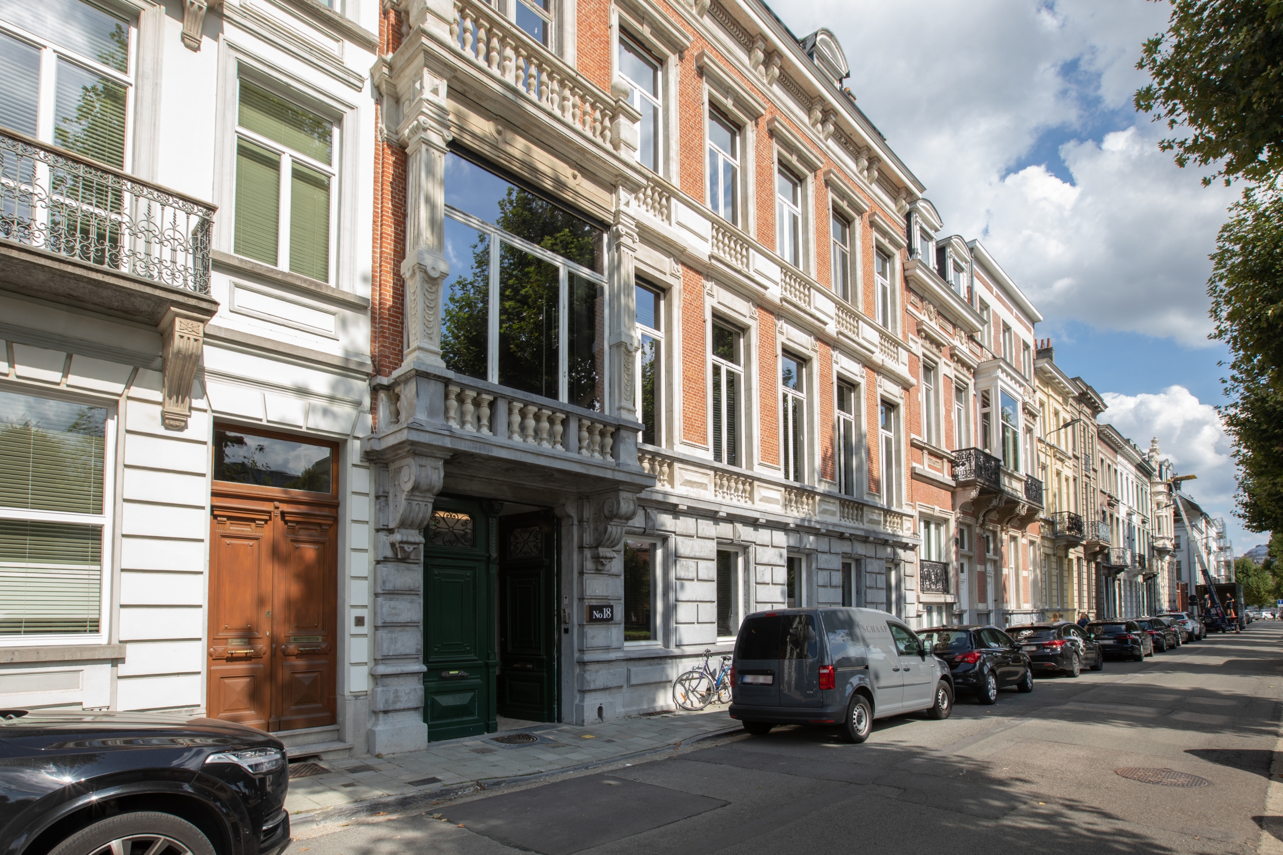 5376_1 Serviced offices in Belgium