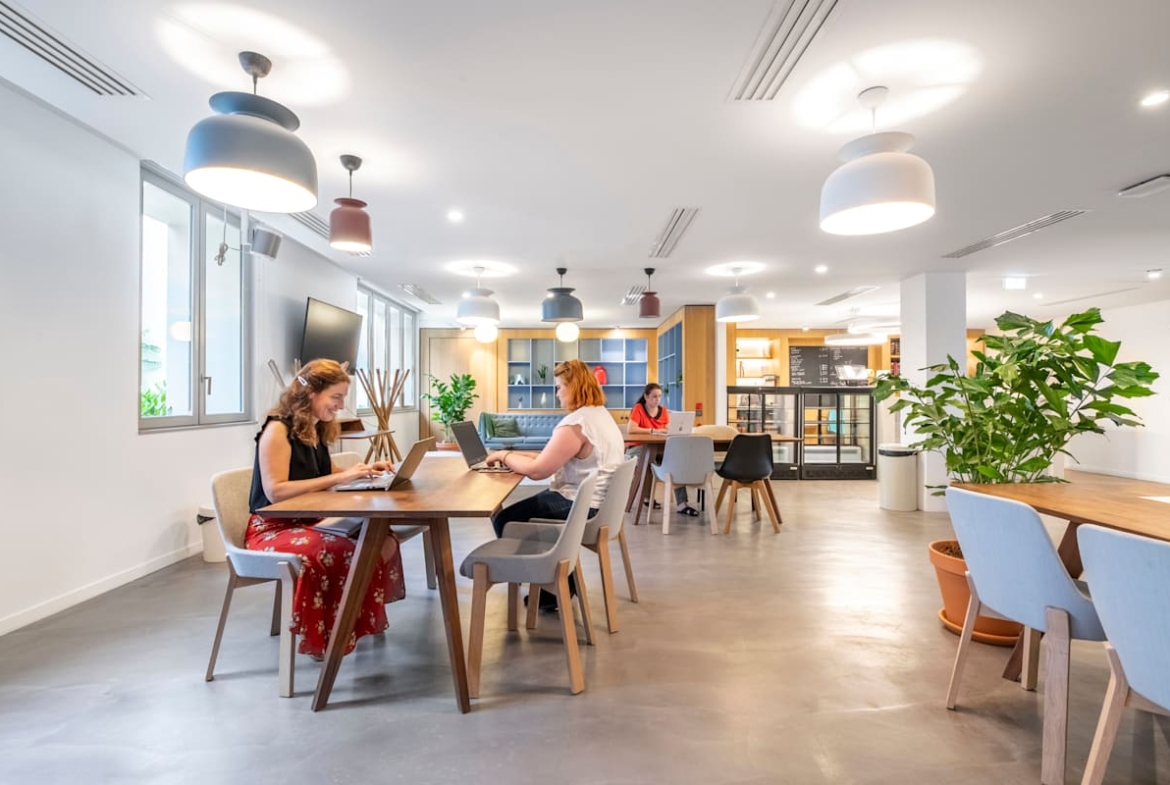 Spaces (IWG) 54 Rue de Londres Paris