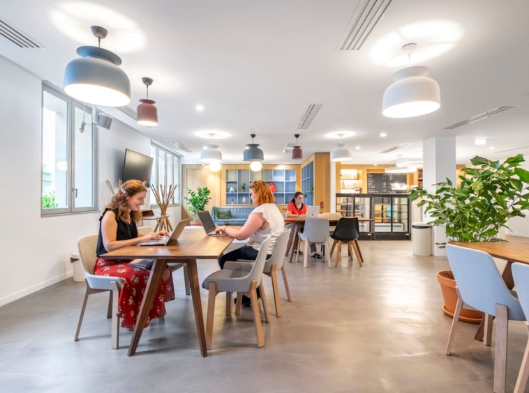 Spaces (IWG) 54 Rue de Londres Paris