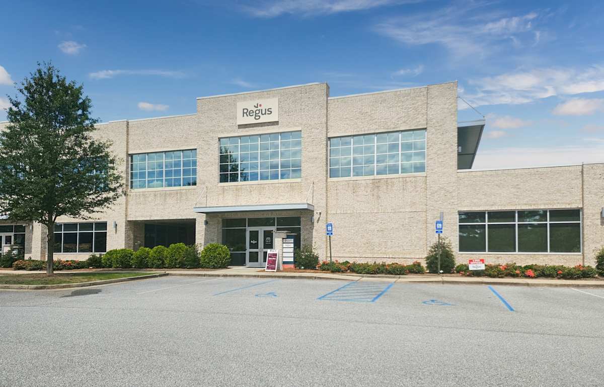 Regus (IWG) 5547 Veterans Parkway Columbus