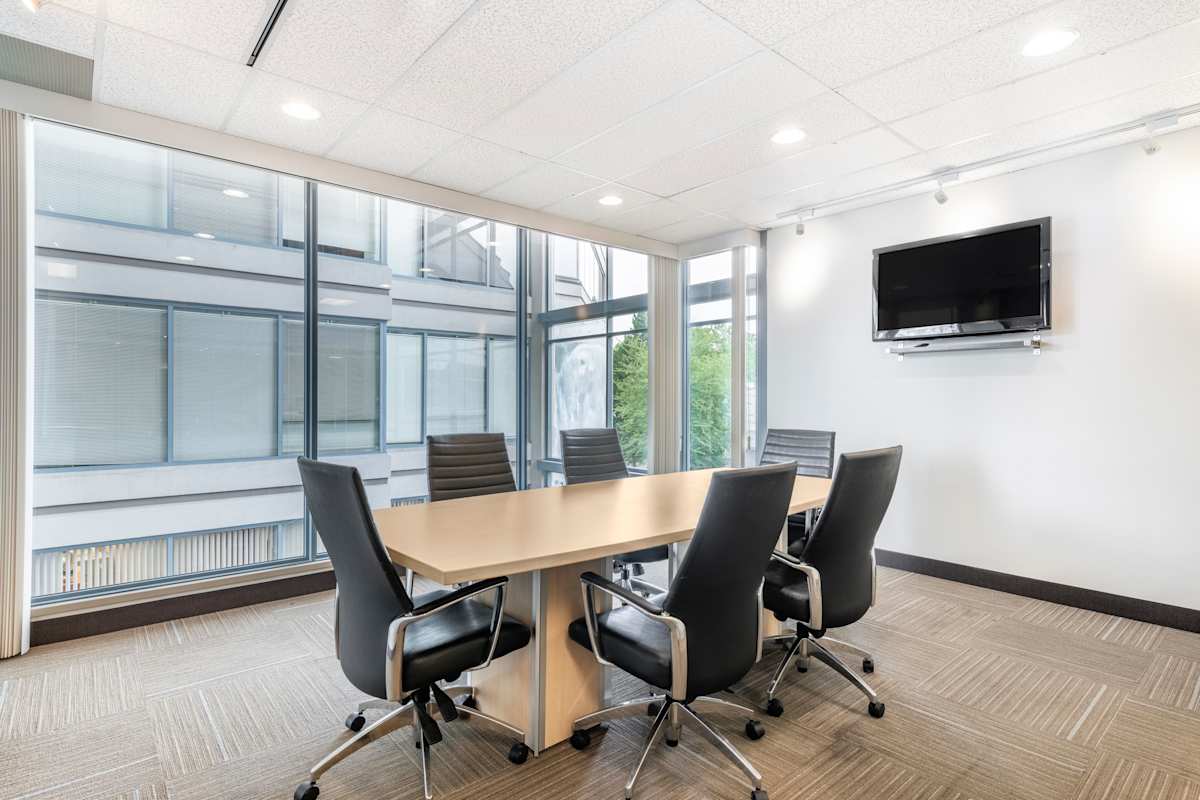 Regus (IWG) 5811 Cooney Road Richmond