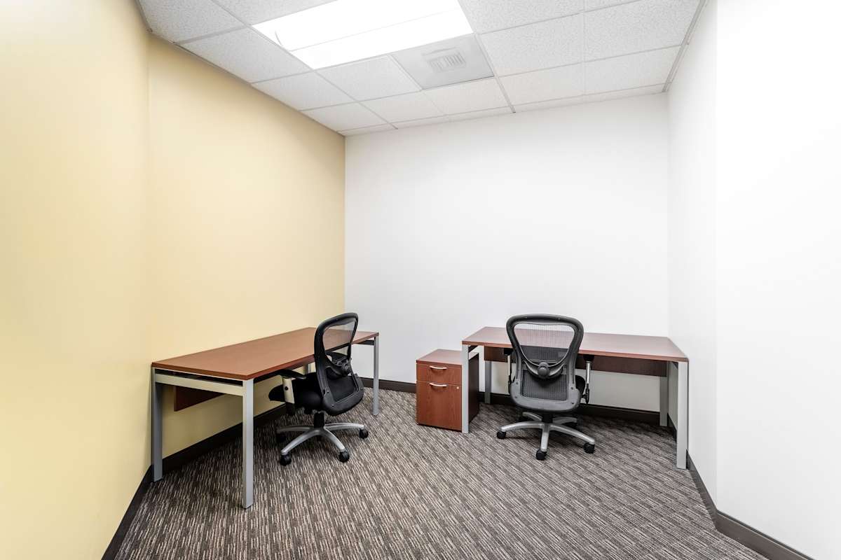 Regus (IWG) 6 Centerpointe Drive La Palma