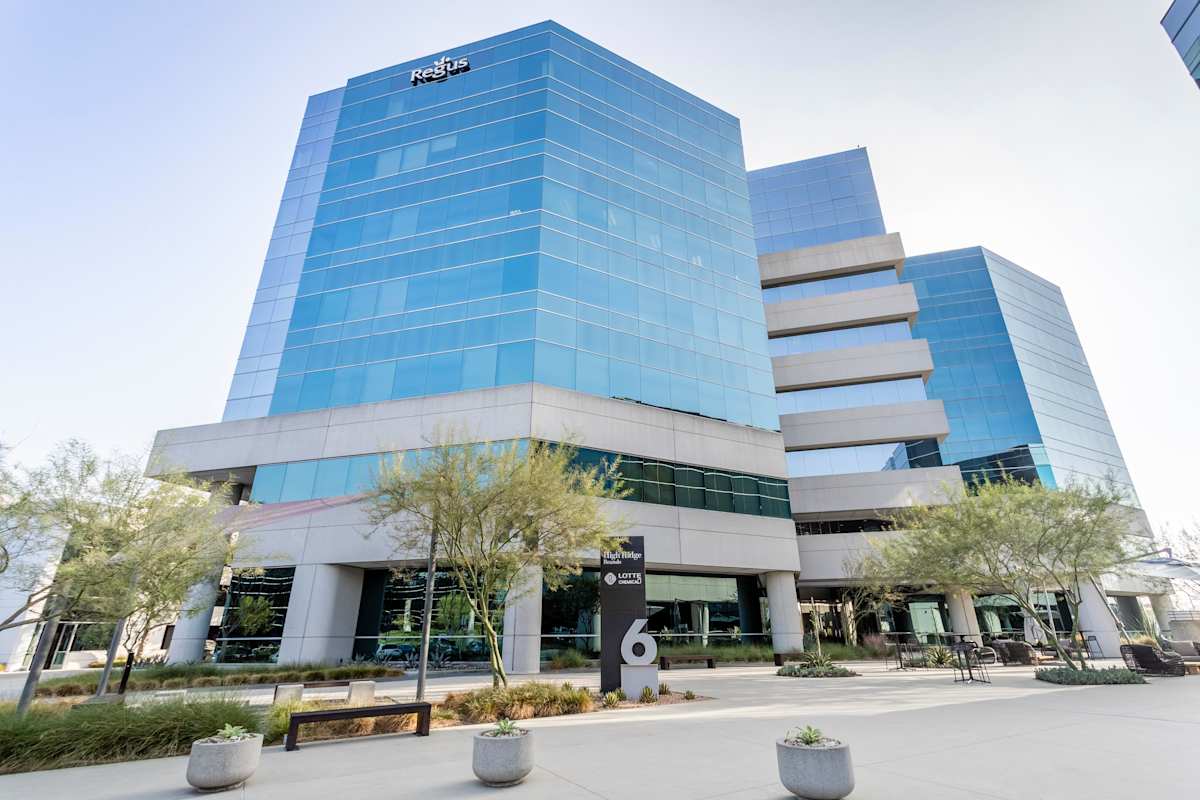 Regus (IWG) 6 Centerpointe Drive La Palma