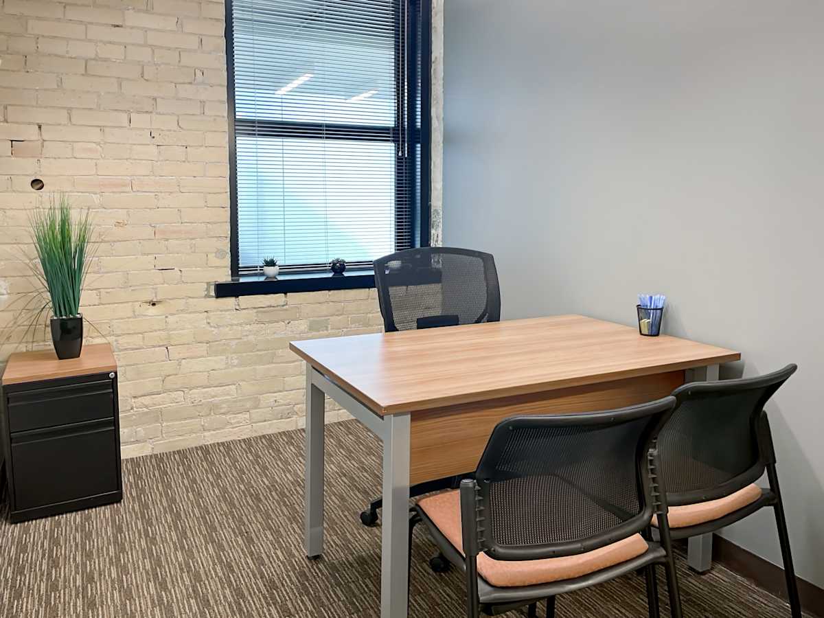 Regus (IWG) 60 Atlantic Avenue Toronto