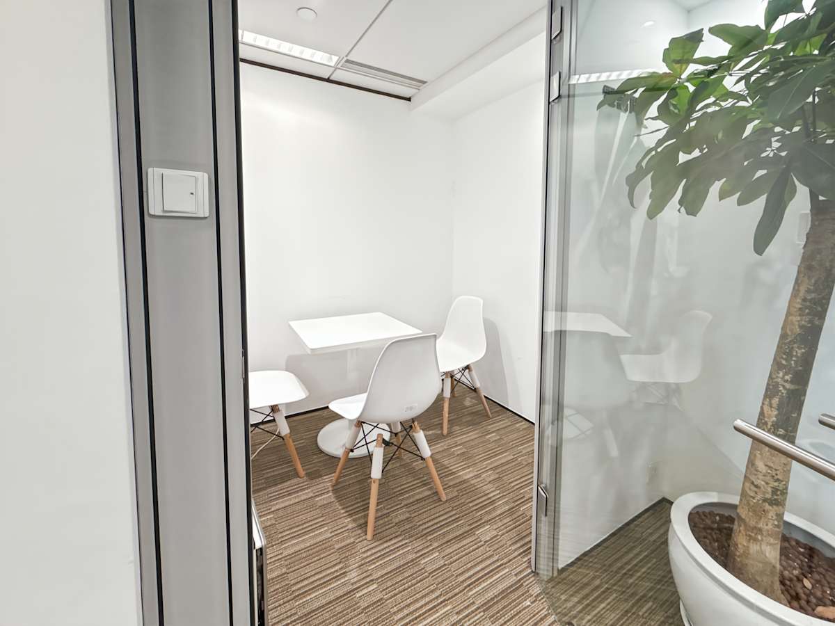 60 Gloucester Road, Hong Kong Island