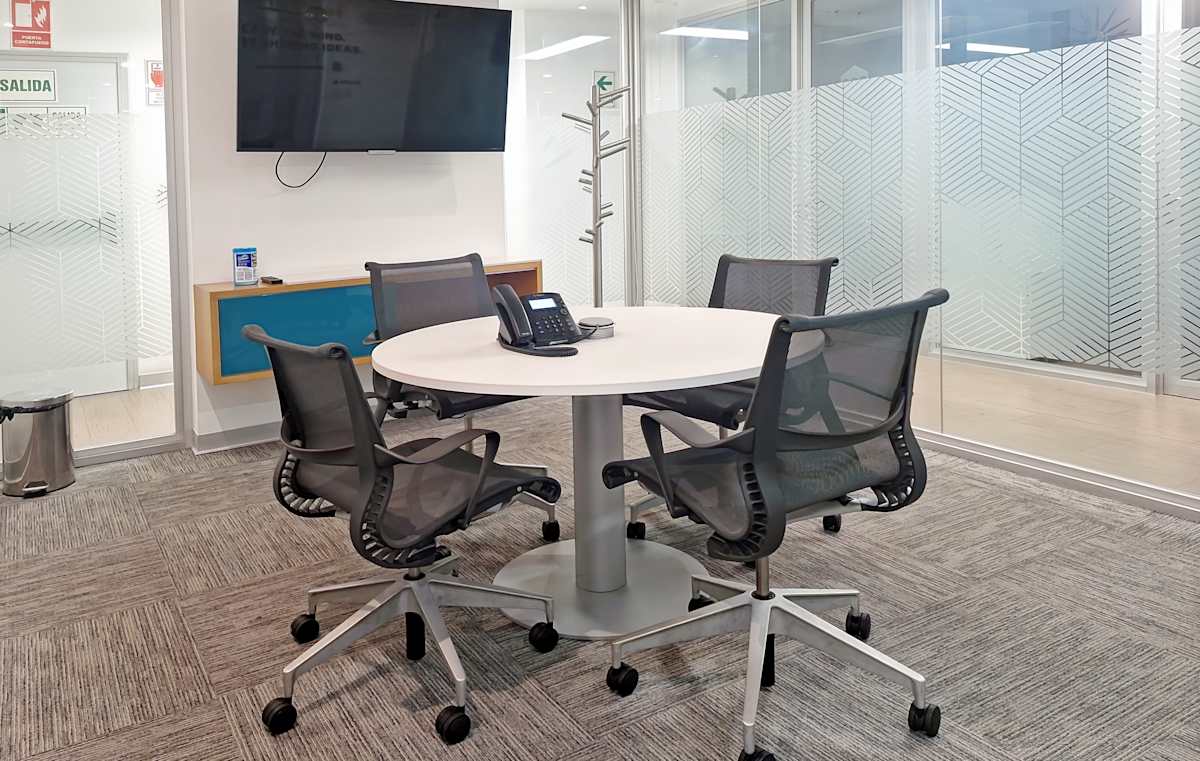 Spaces (IWG) 607 Jorge Basadre Avenue Lima