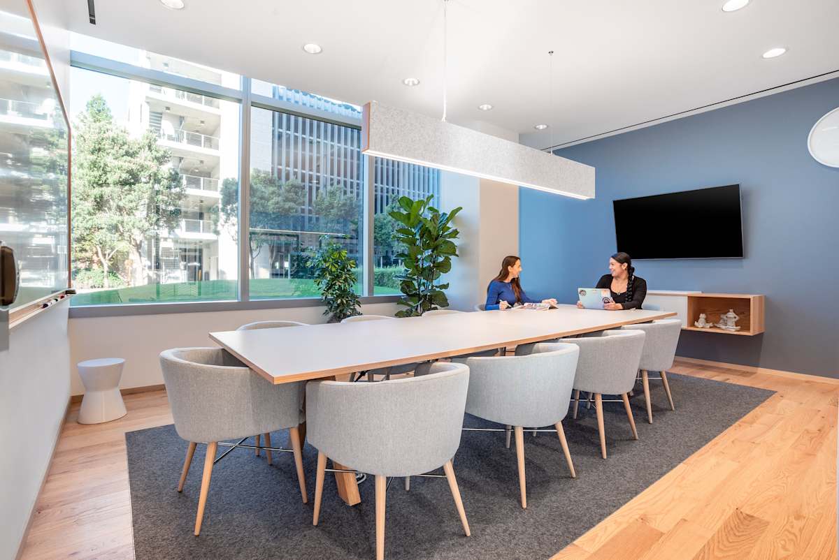 Spaces (IWG) 611 Gateway Boulevard South San Francisco