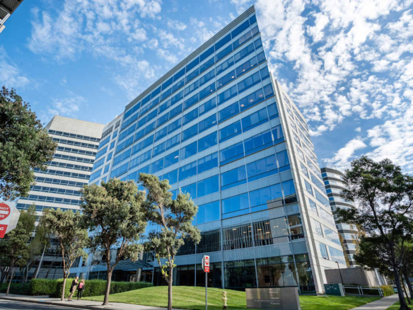 Office Space in Spaces (IWG) 611 Gateway Boulevard South San Francisco