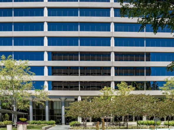 Regus (IWG) 6303 Owensmouth Avenue Woodland Hills