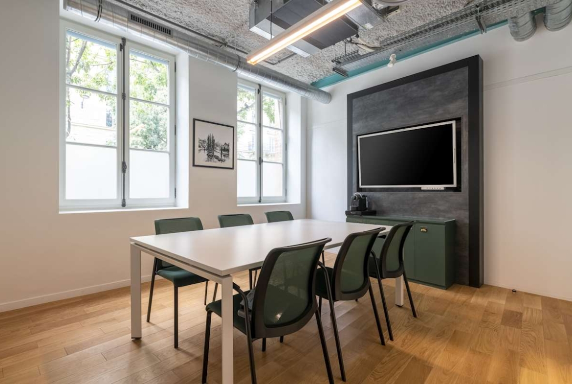 Regus (IWG) 64 Avenue Parmentier Paris