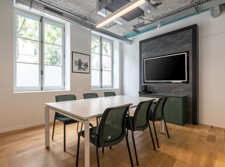Regus (IWG) 64 Avenue Parmentier Paris
