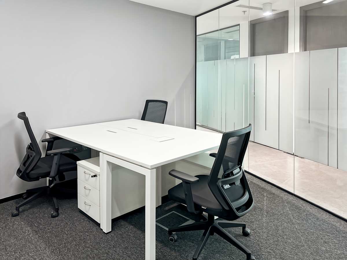 6574_4 34th Floor HDS Business Tower