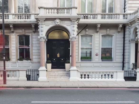 7 Grosvenor Gardens Boutique Hotel